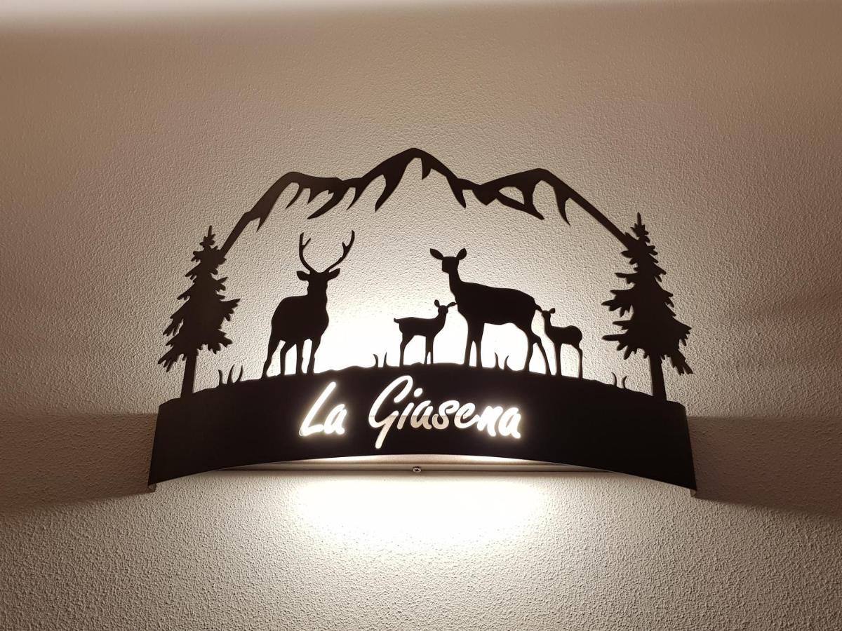Agriturismo La Giasena Ponte nellʼAlpi Buitenkant foto