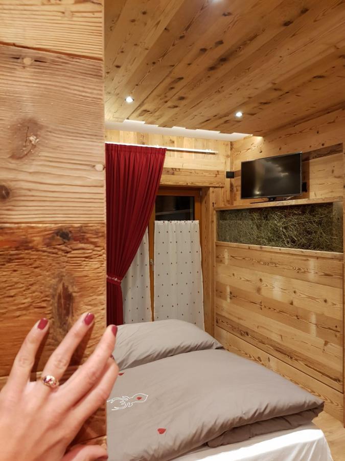 Agriturismo La Giasena Ponte nellʼAlpi Buitenkant foto